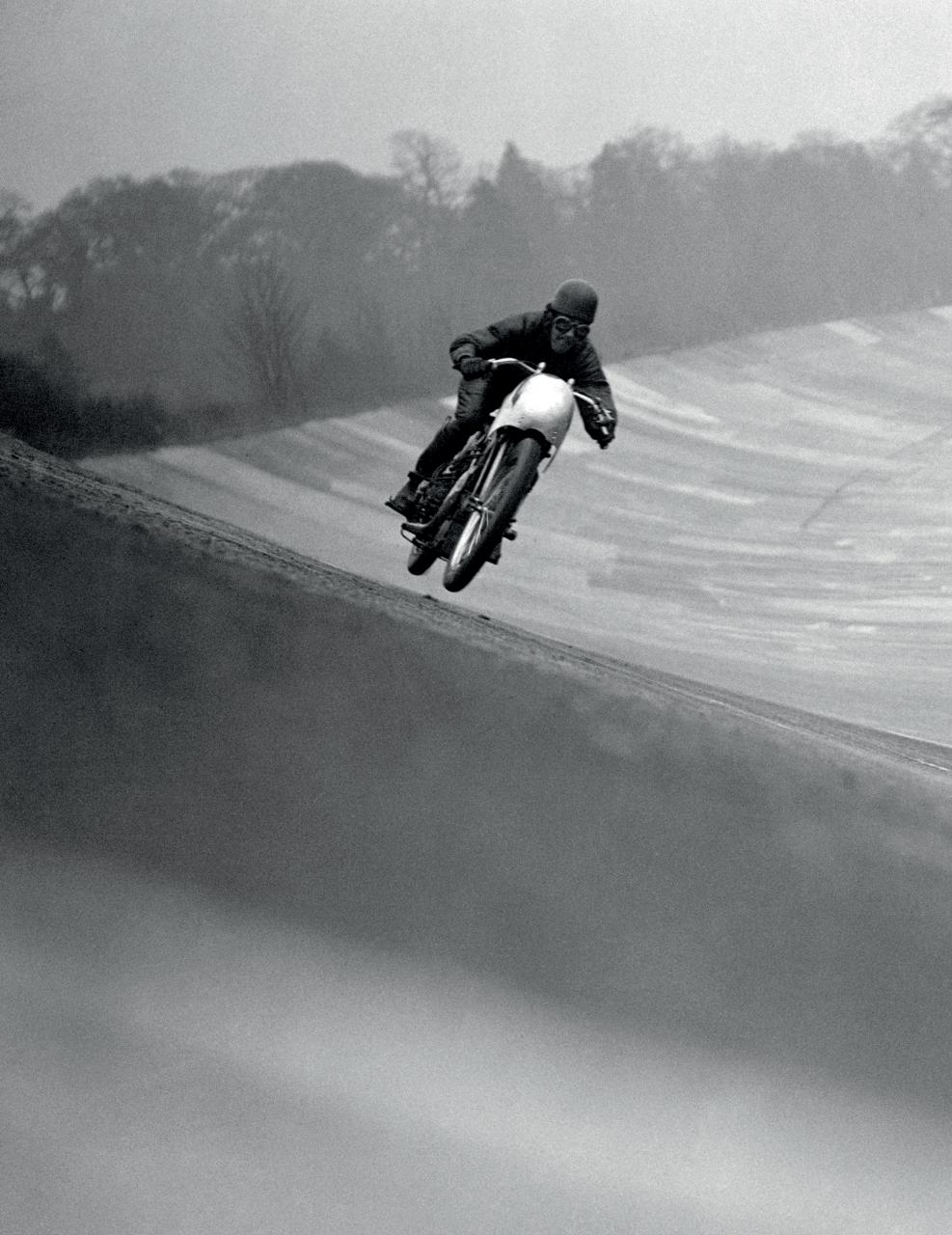 Motor Sport Magazine Preview Pages