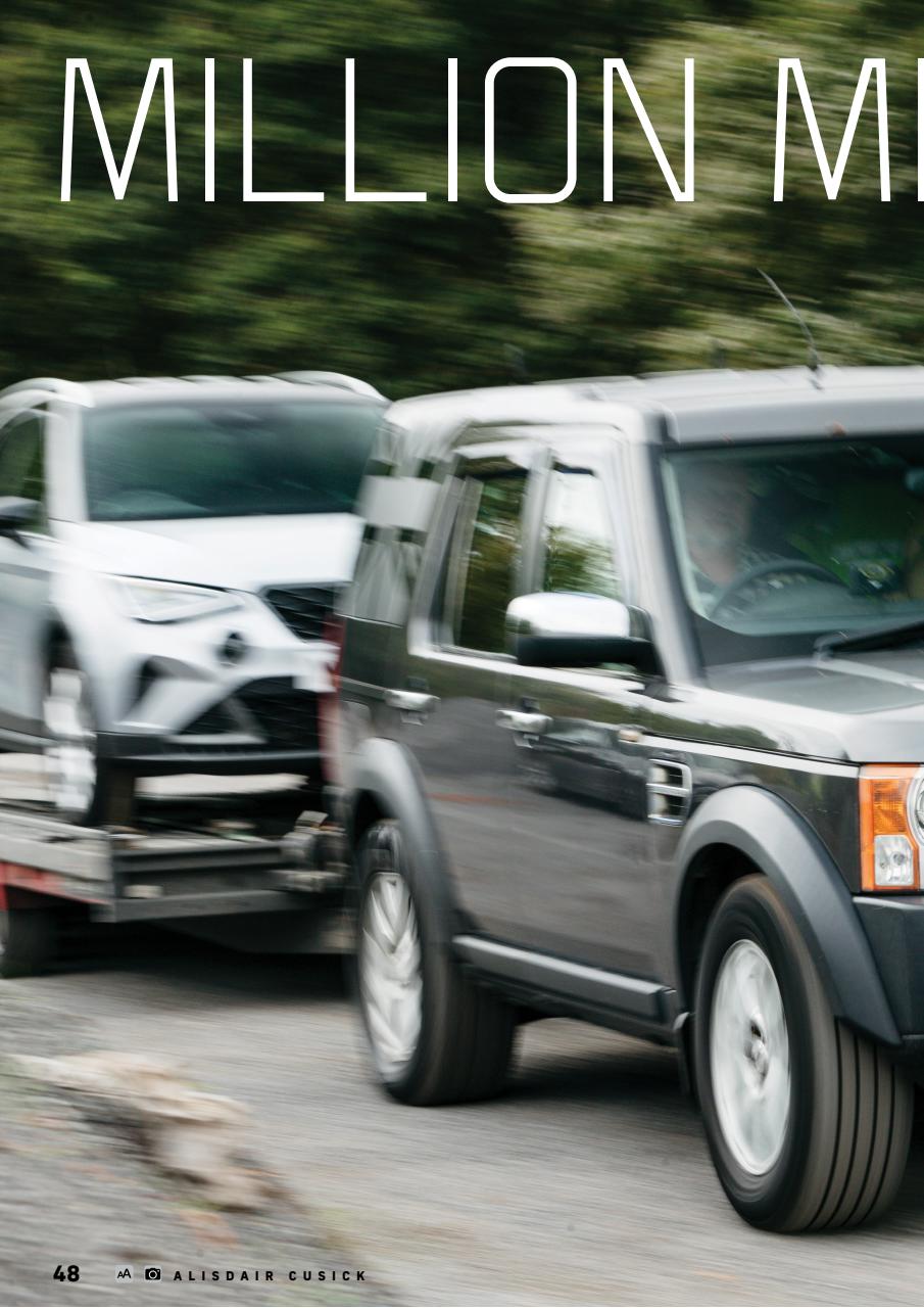 Land Rover Monthly Preview Pages