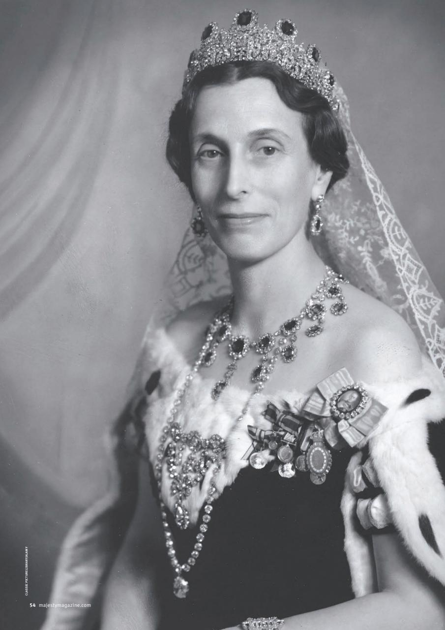 Majesty Magazine Preview Pages