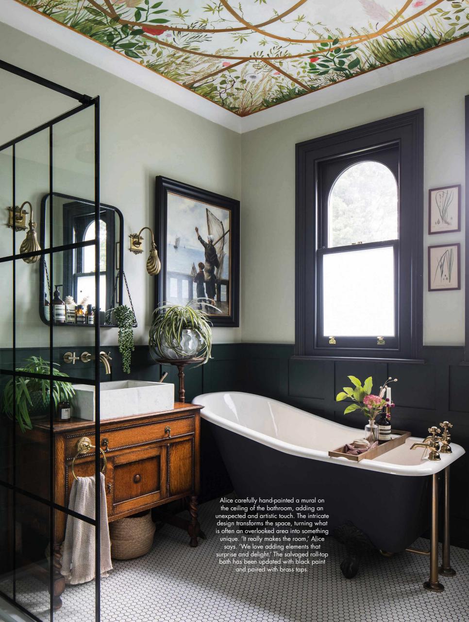 Homes & Antiques Magazine Preview Pages