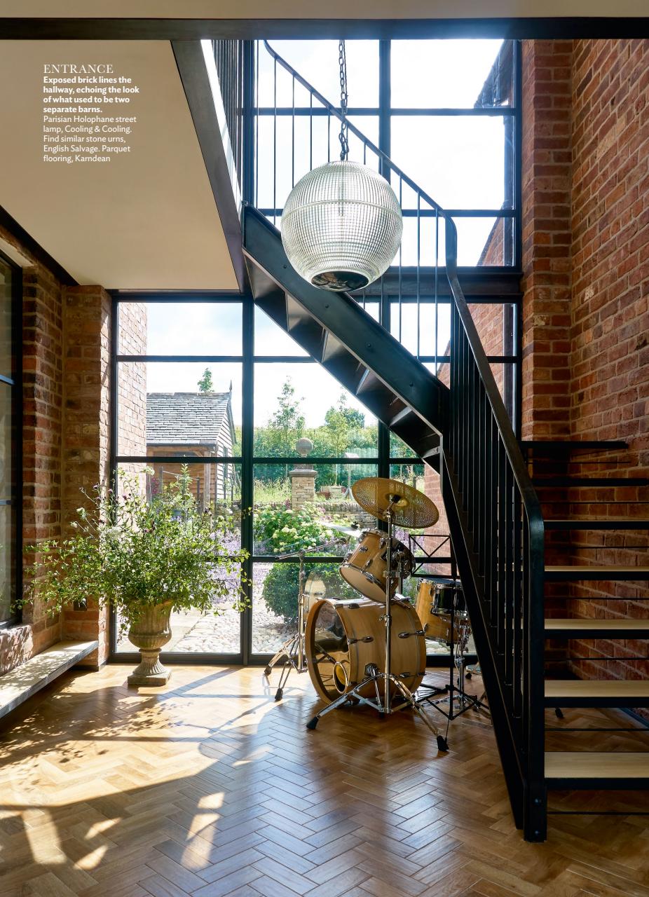 25 Beautiful Homes Preview Pages