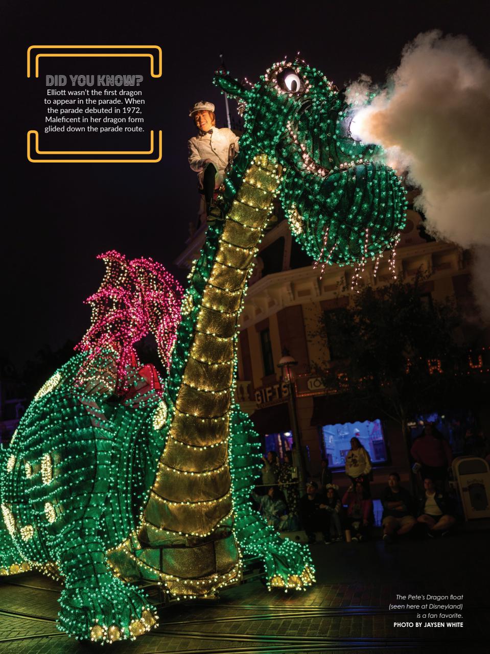 WDW Magazine Preview Pages