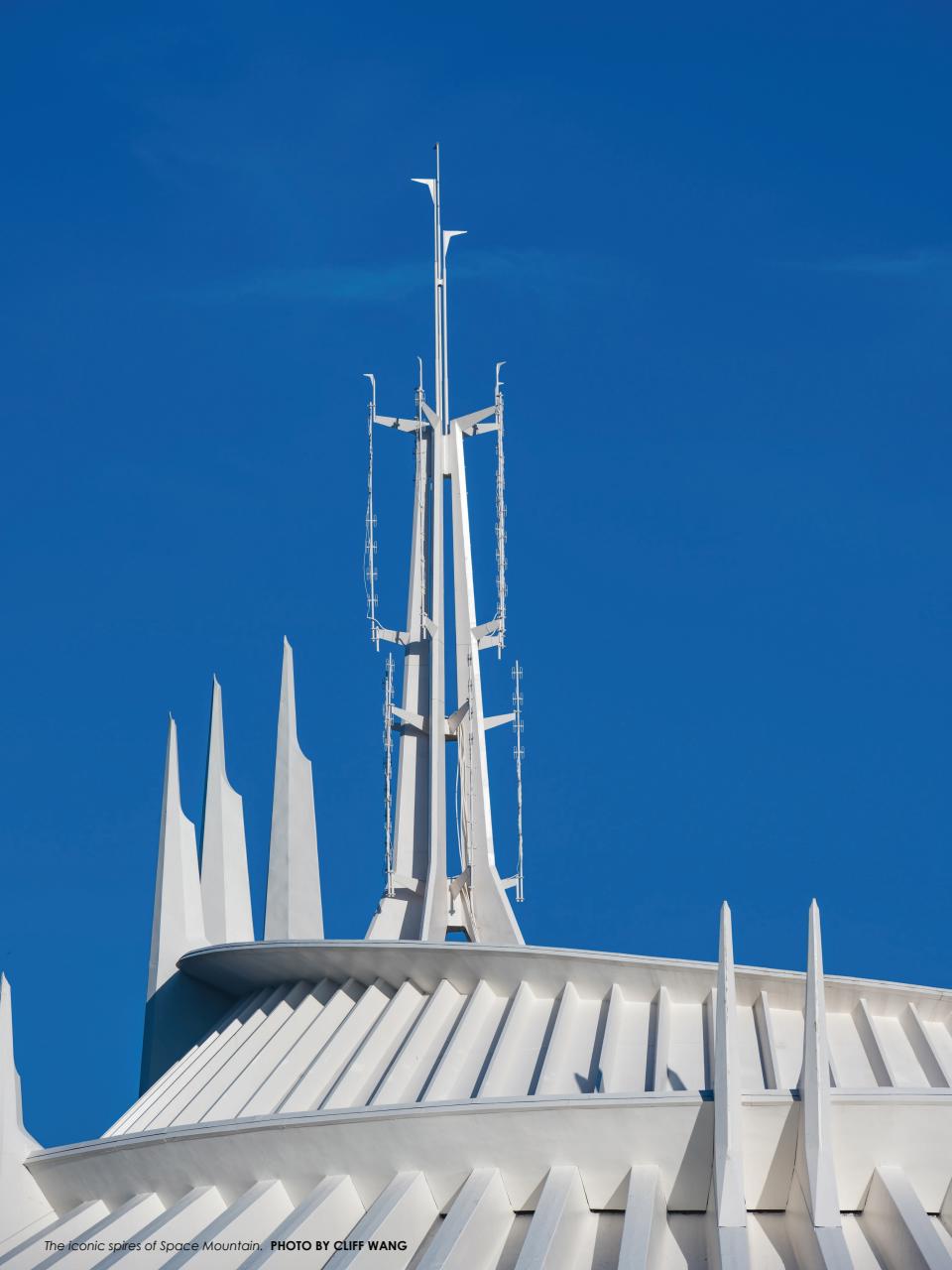 WDW Magazine Preview Pages