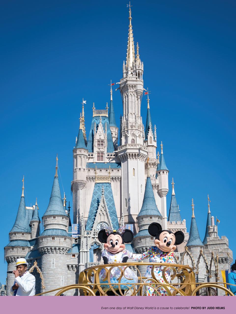 WDW Magazine Preview Pages