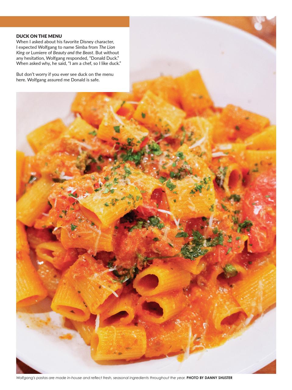 WDW Magazine Preview Pages