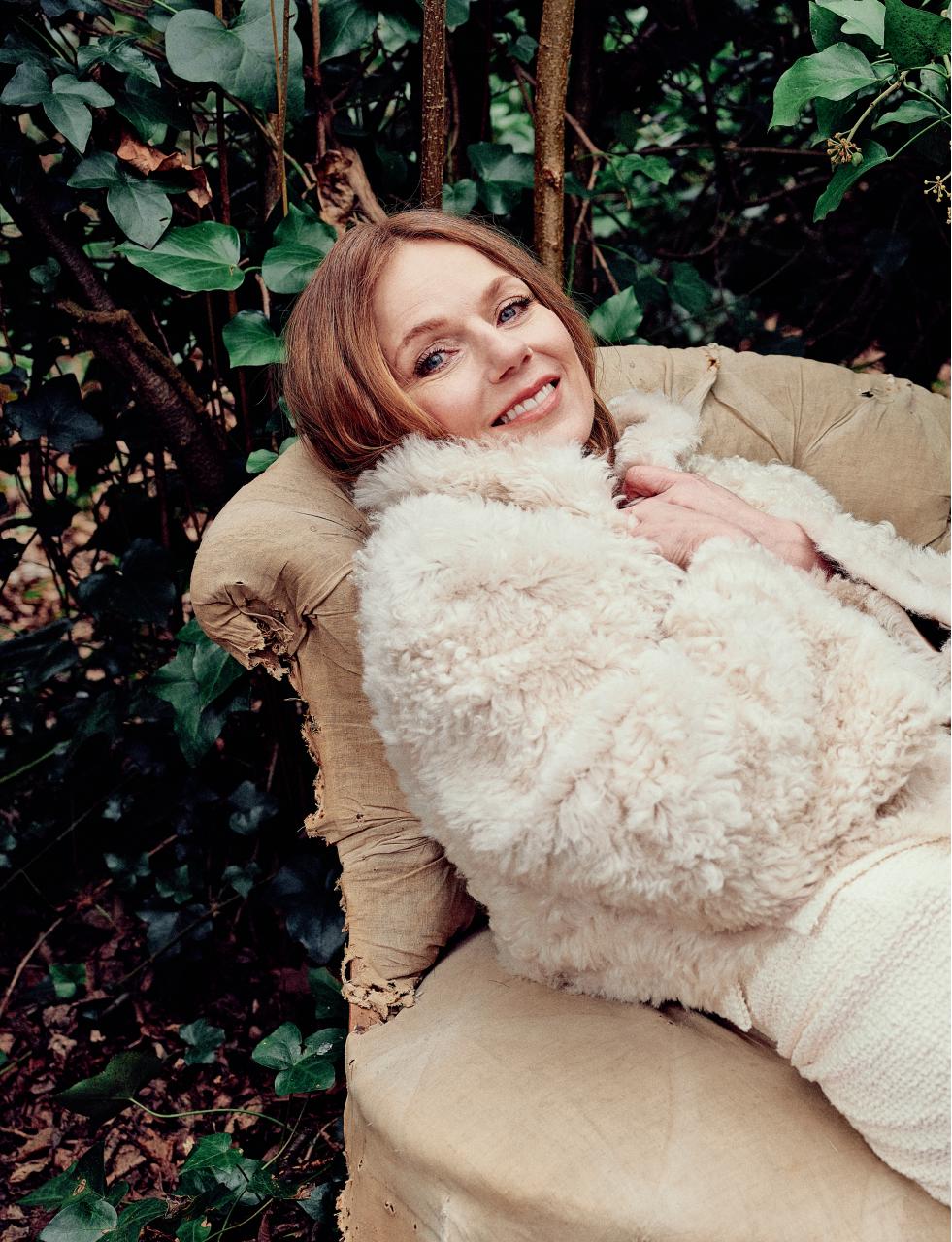 Hello! Magazine Preview Pages