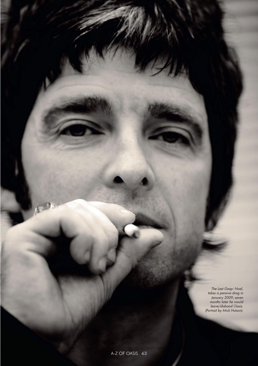 A-Z 'The Ultimate Fan Encyclopedia' Preview Pages