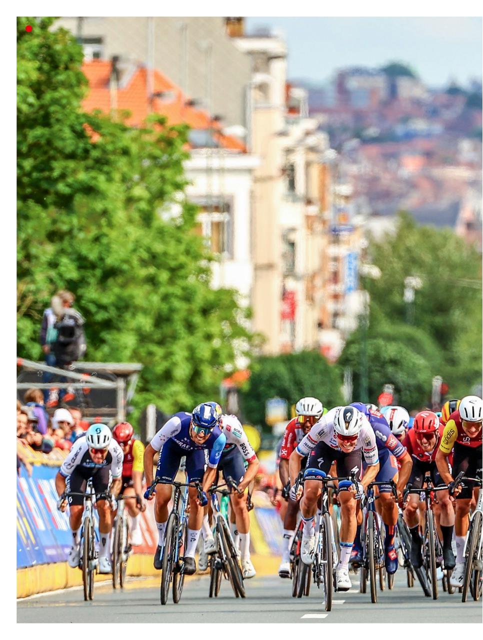 Cycling Weekly Preview Pages