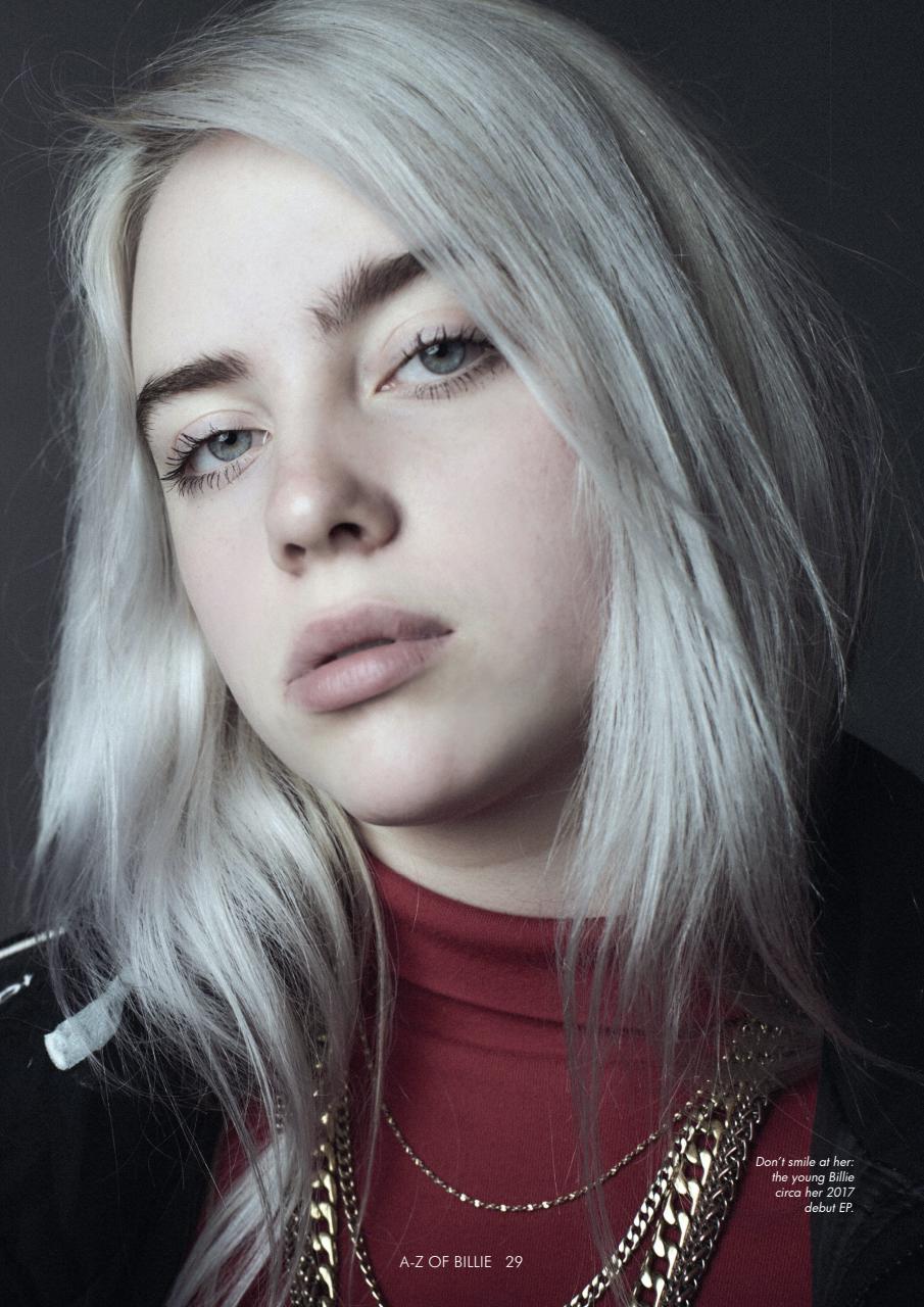 A-Z 'The Ultimate Fan Encyclopedia' Preview Pages