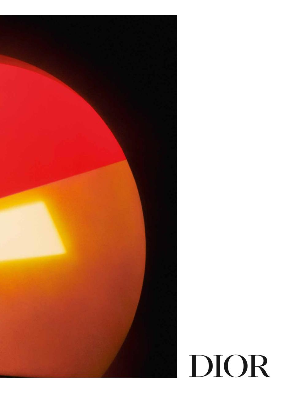 Marie Claire Australia Preview Pages