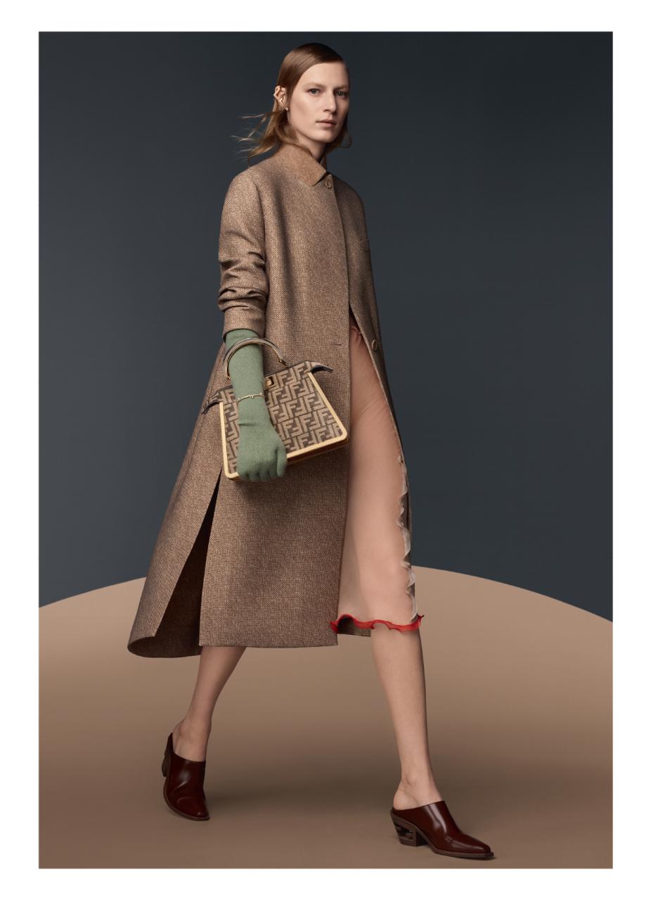 Marie Claire Australia Preview Pages