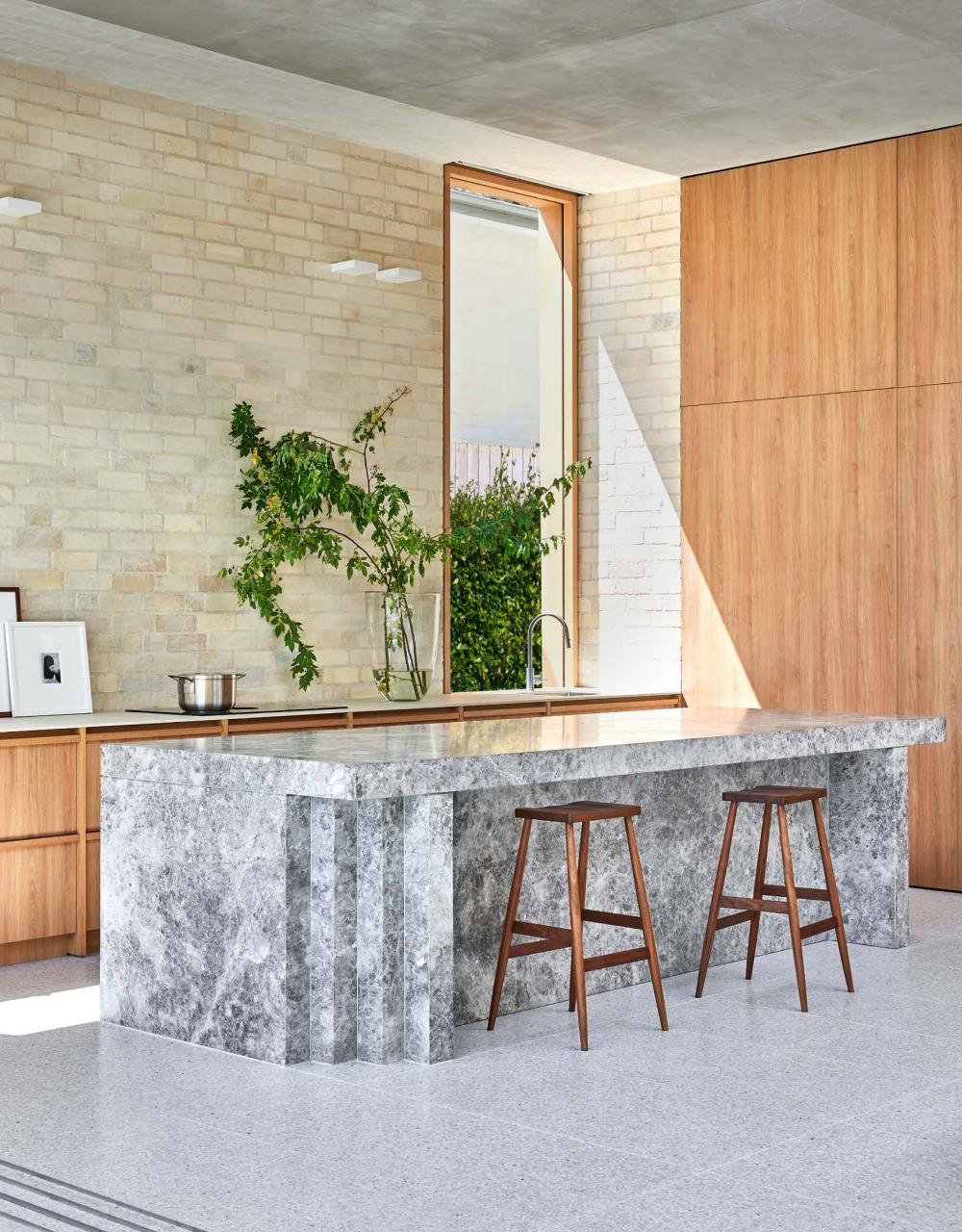 Australian House and Garden Preview Pages