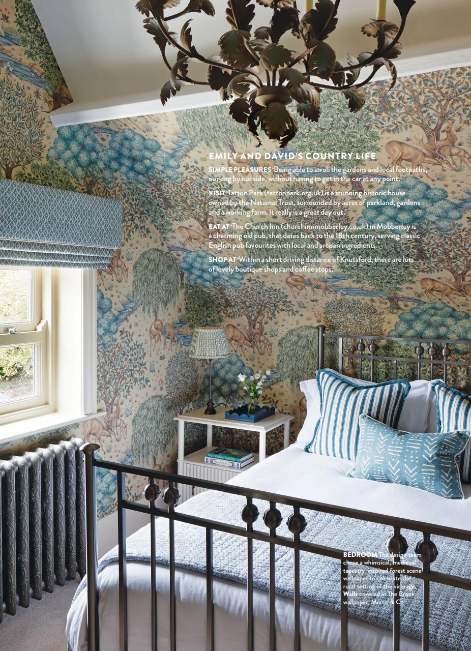 Country Homes & Interiors Preview Pages