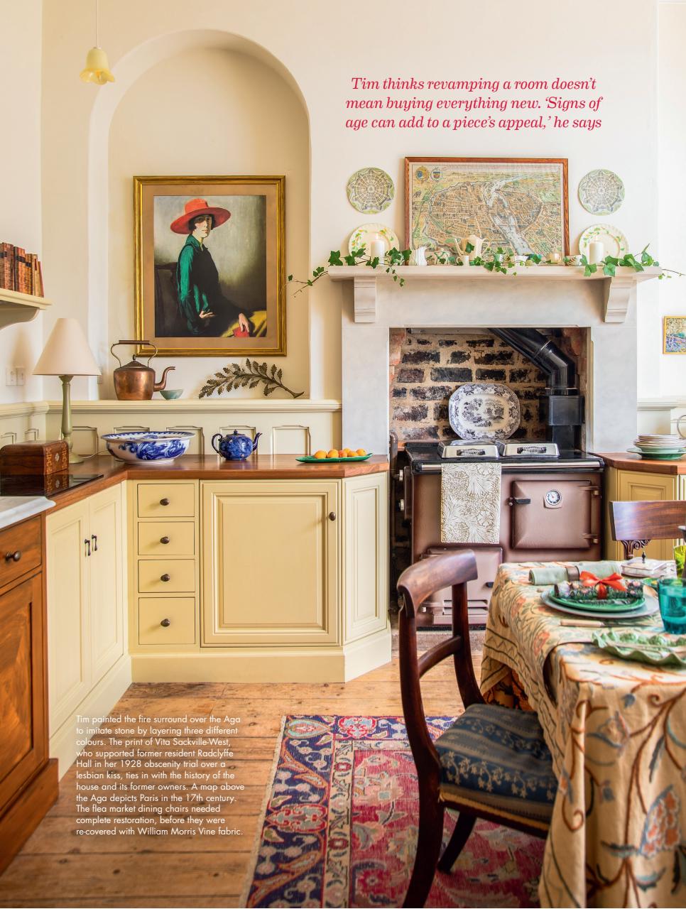 Homes & Antiques Magazine Preview Pages
