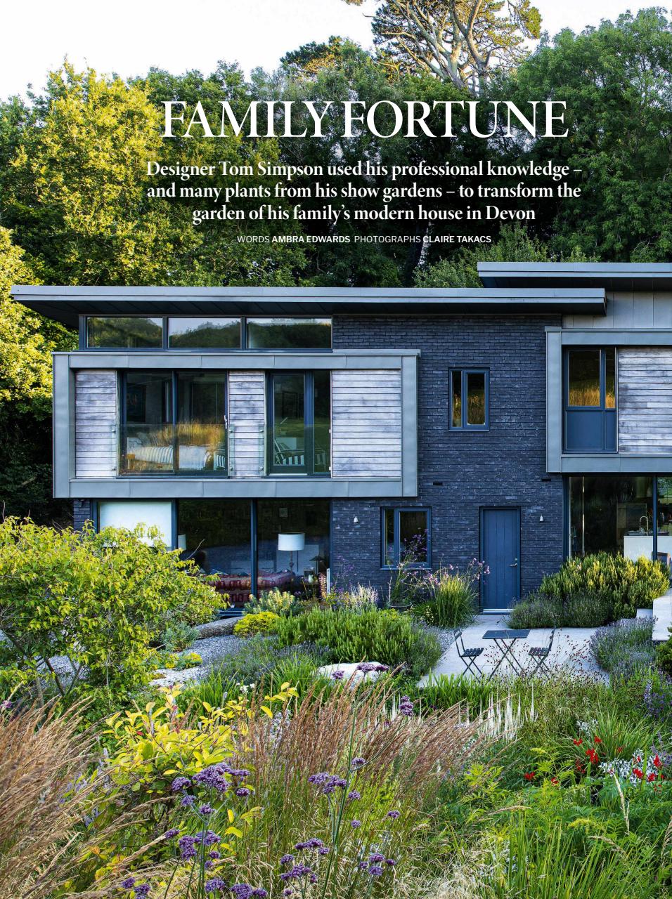 Gardens Illustrated Preview Pages