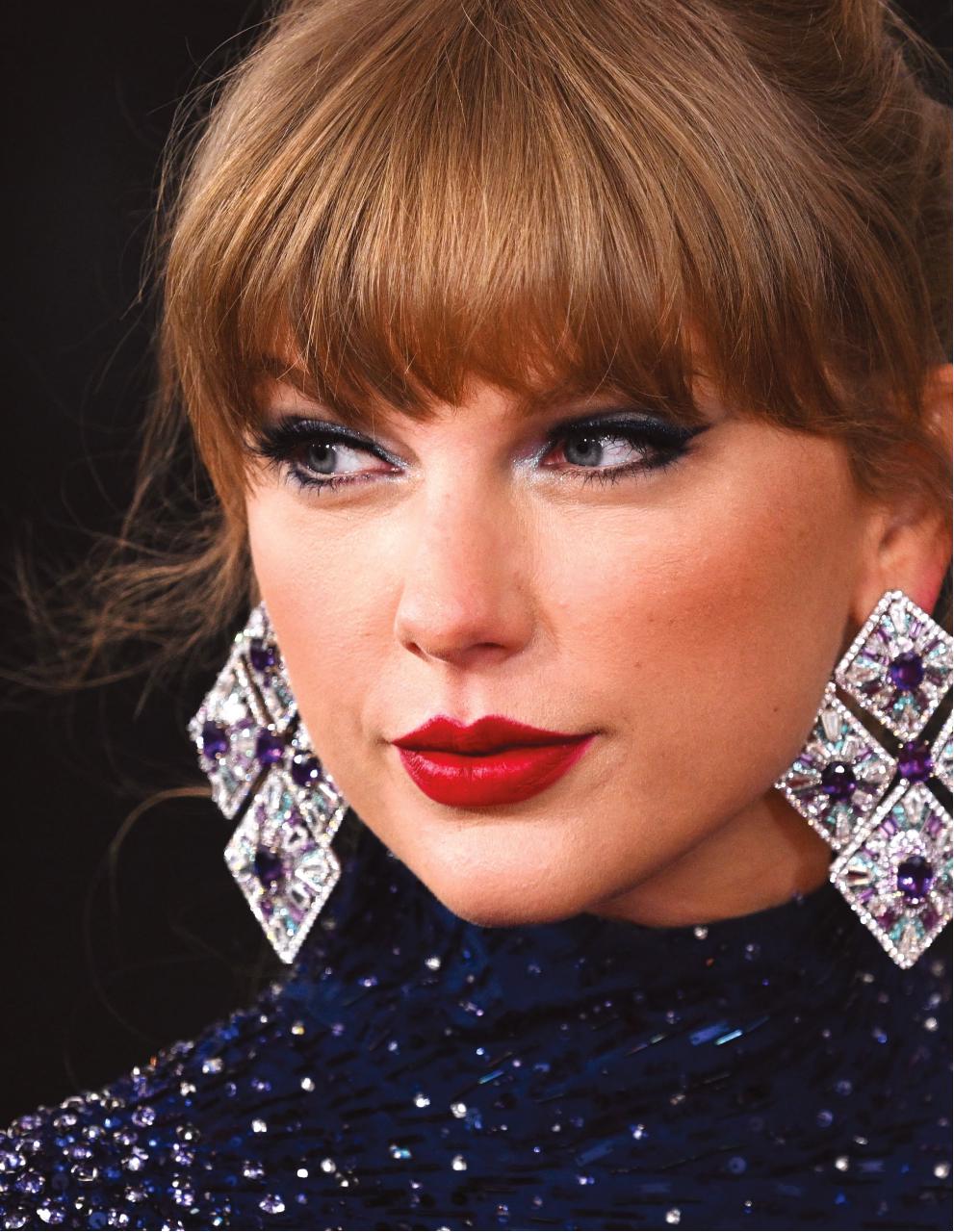 Music Magazine Preview Pages