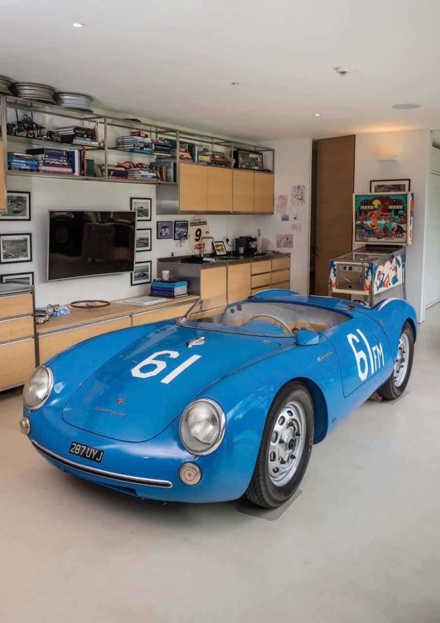 911 & Porsche World Preview Pages