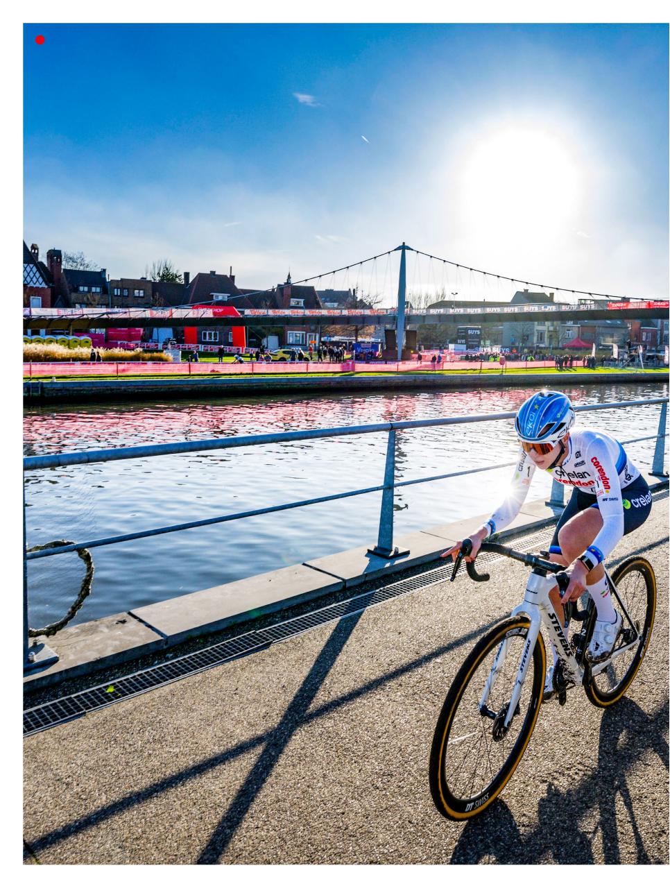 Cycling Weekly Preview Pages