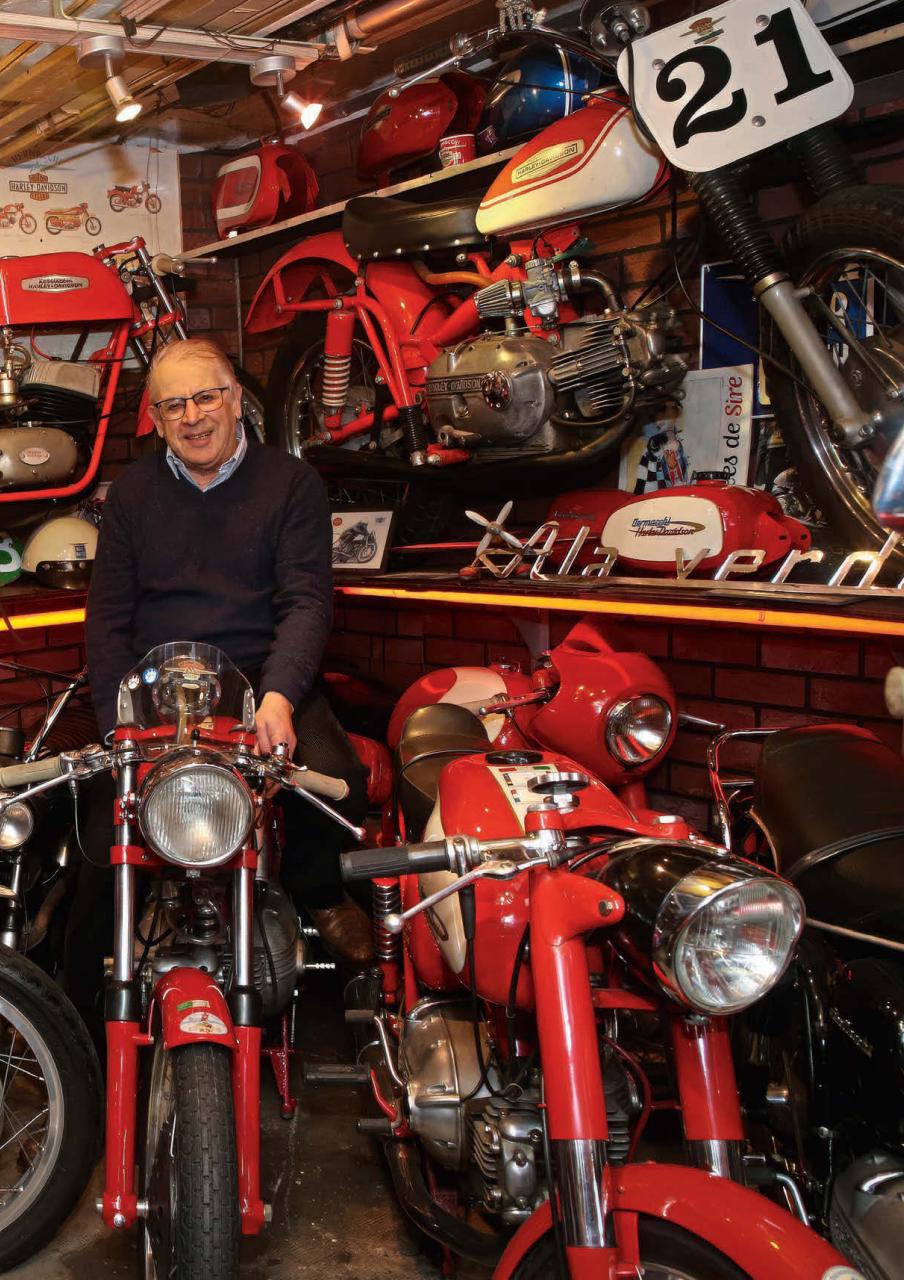 The Classic MotorCycle Preview Pages