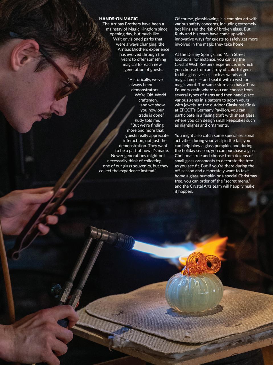 WDW Magazine Preview Pages