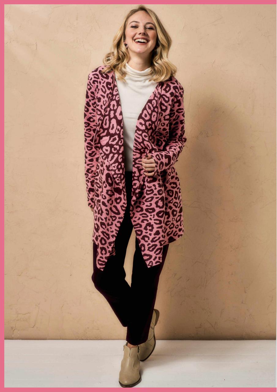 Simply Sewing Preview Pages