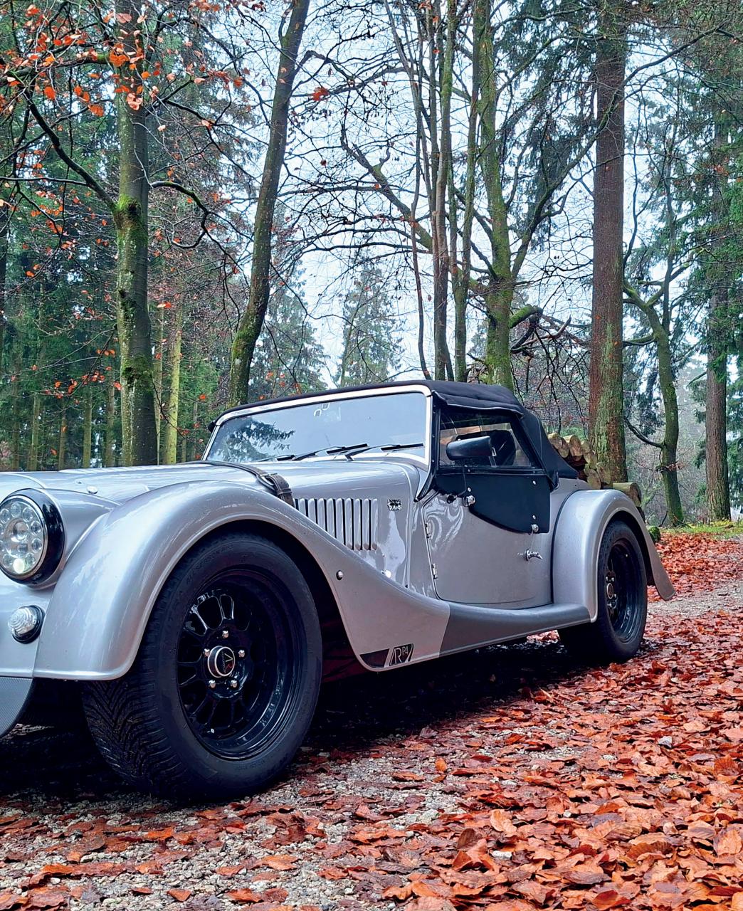 MOG Magazine Preview Pages