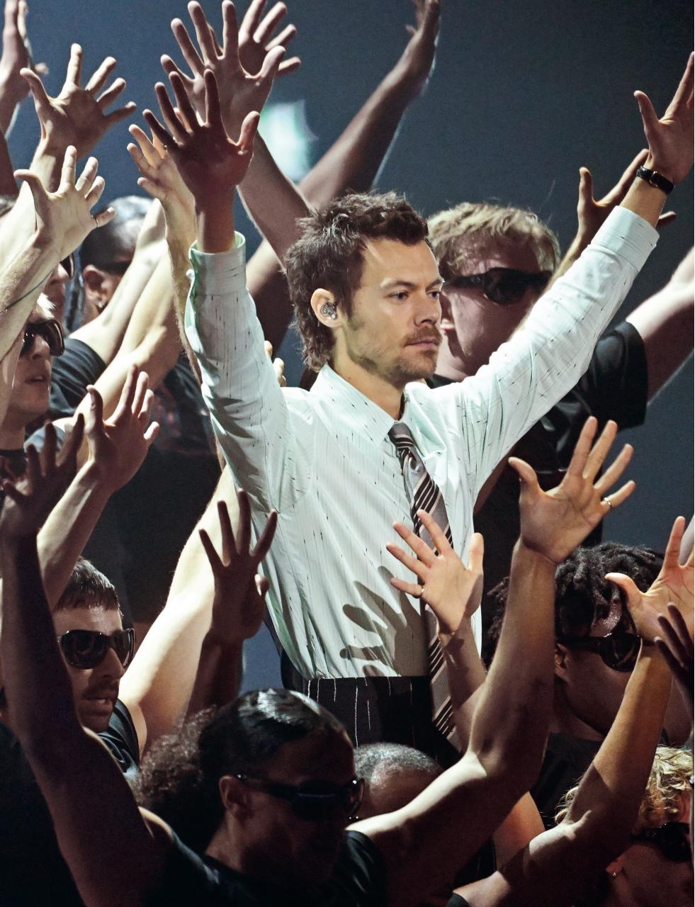 Hello! Magazine Preview Pages