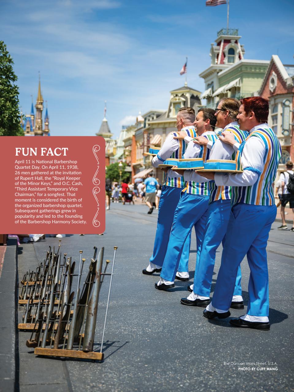 WDW Magazine Preview Pages