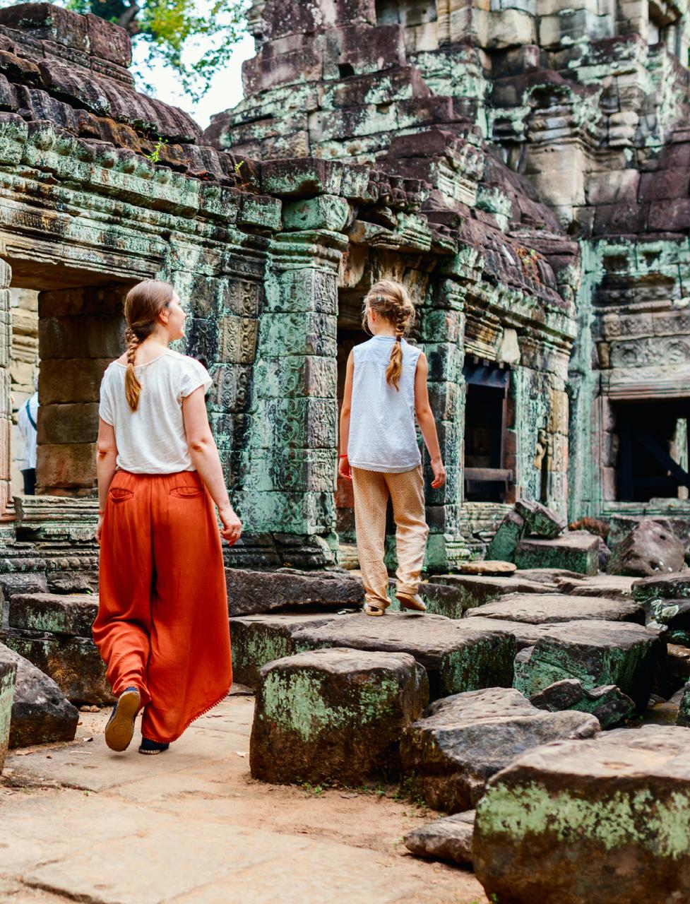 Holidays With Kids Preview Pages