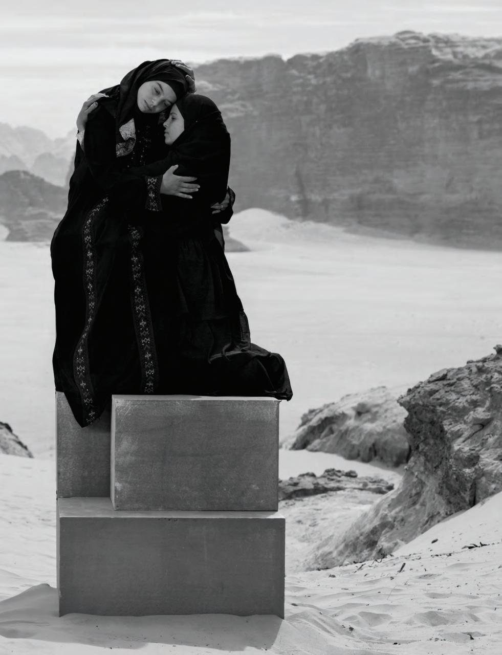 Black+White Photography Preview Pages