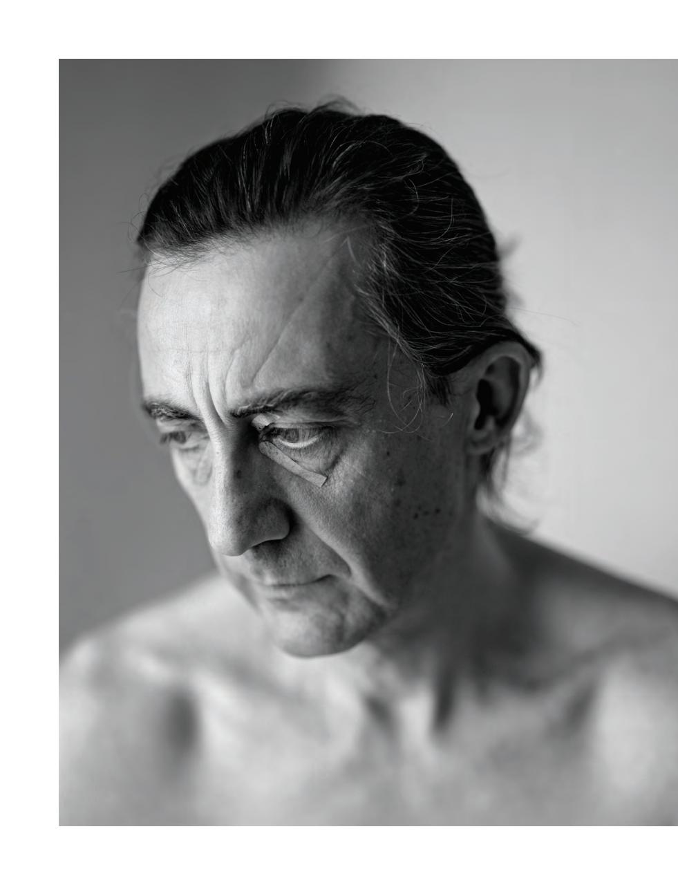 Black+White Photography Preview Pages