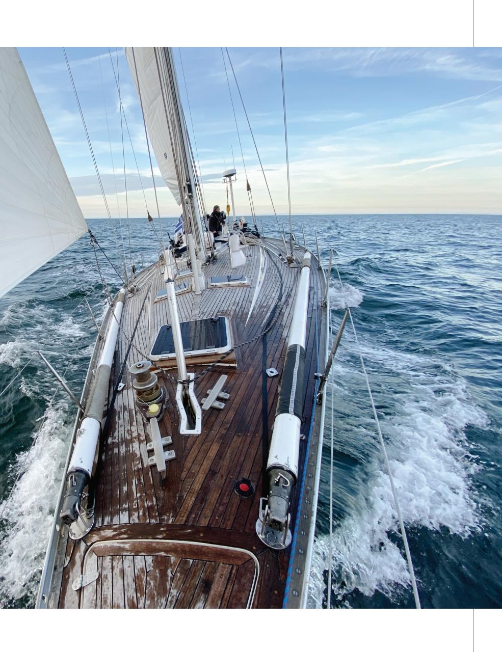 Cruising World Preview Pages