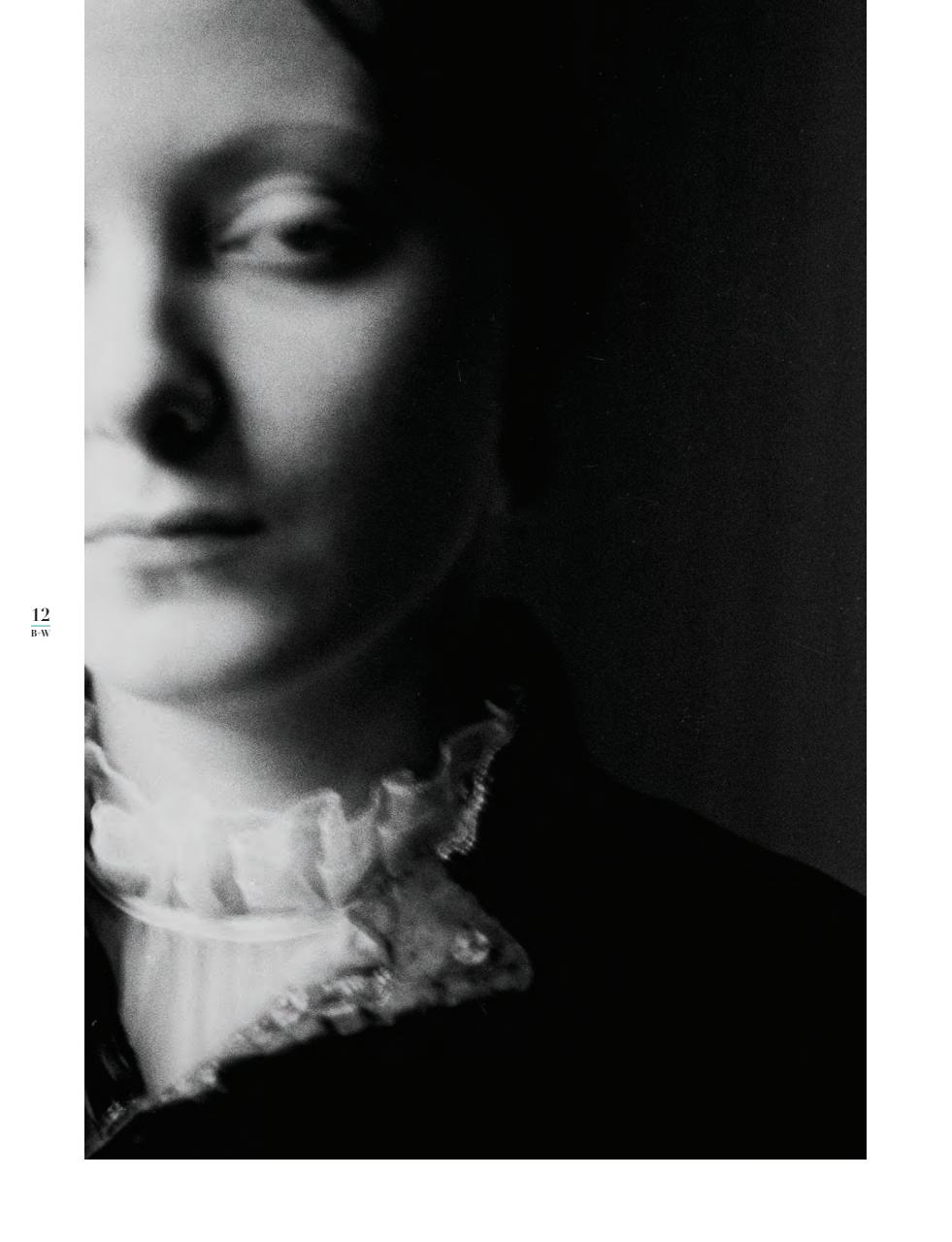 Black+White Photography Preview Pages