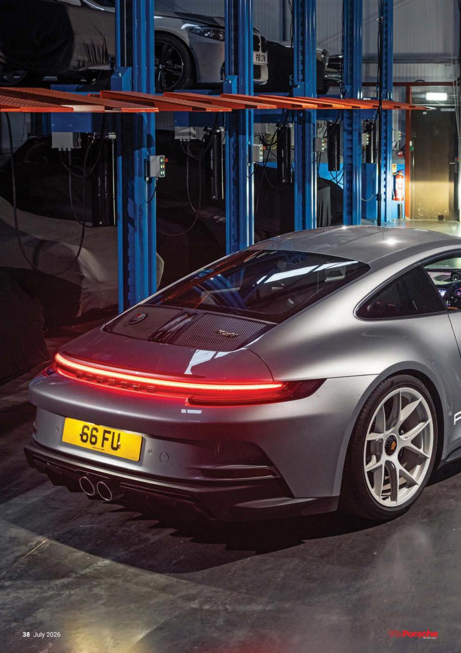 911 & Porsche World Preview Pages