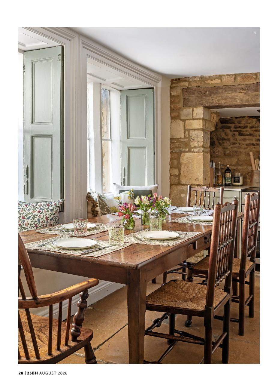 25 Beautiful Homes Preview Pages