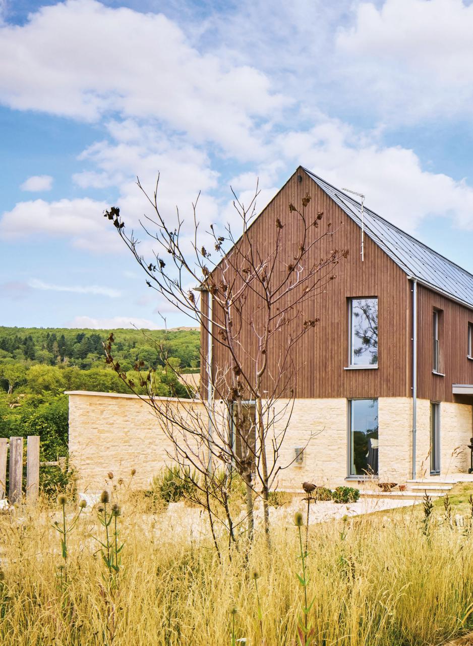 Homebuilding & Renovating Magazine Preview Pages