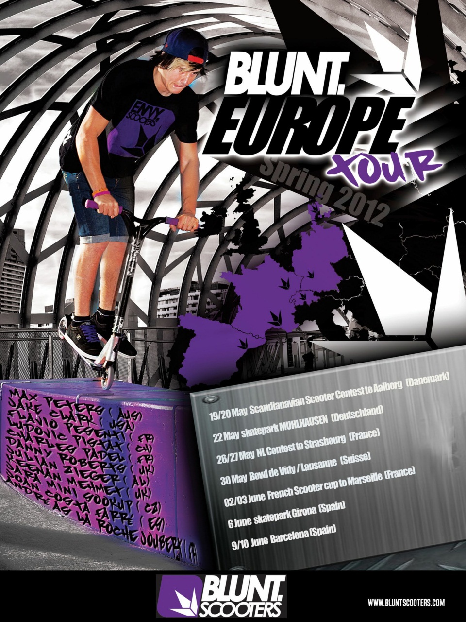 Scoot Mag Preview Pages