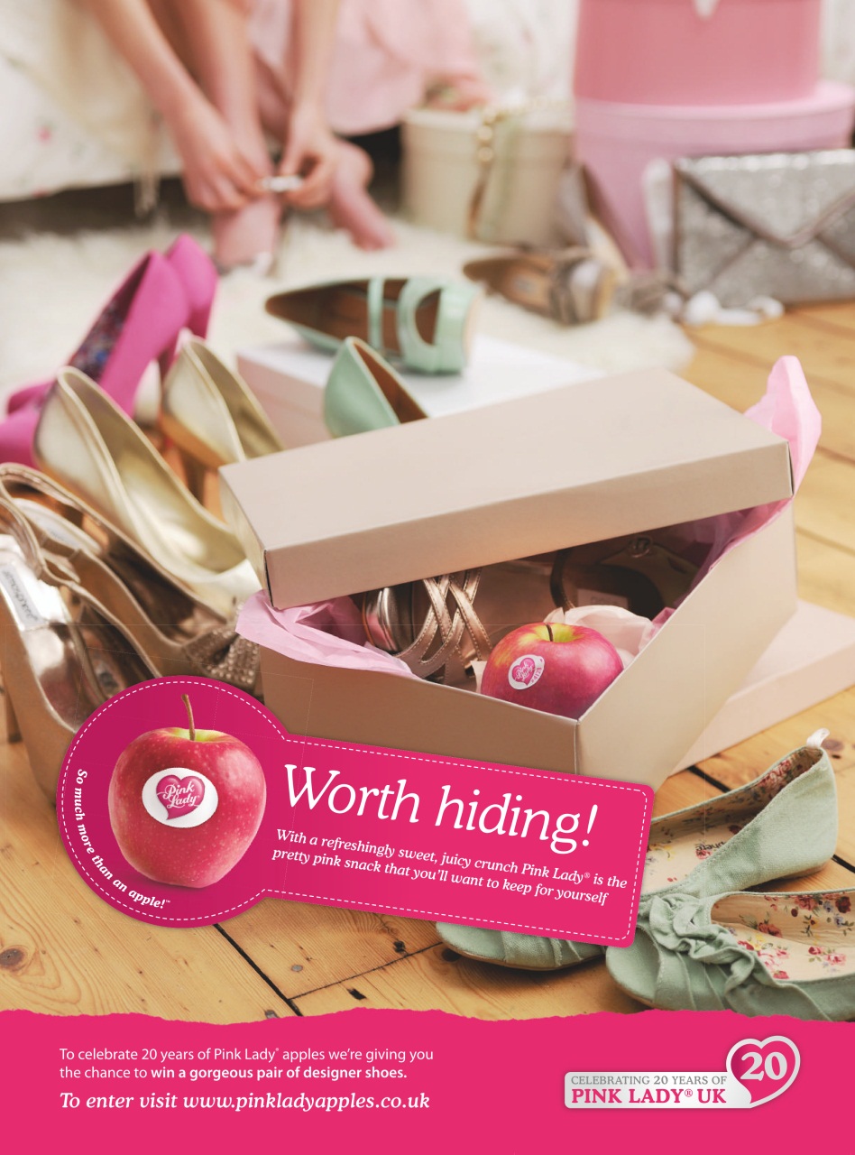 WW Magazine UK Preview Pages