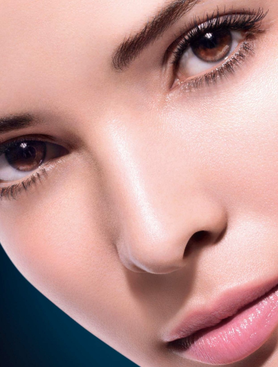 Fashion Magazine Preview Pages