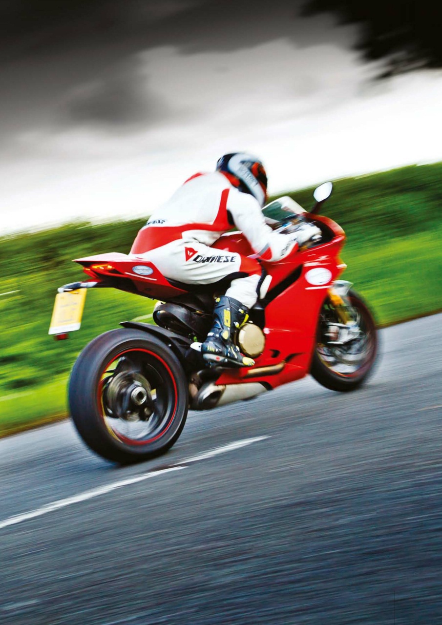 Superbike Magazine Preview Pages