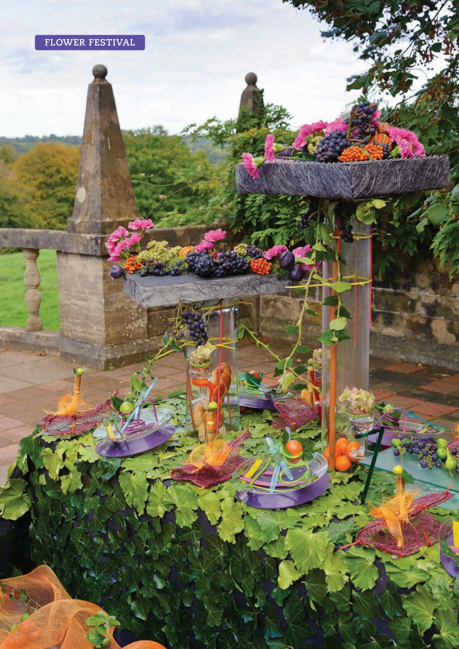 The Flower Arranger Preview Pages