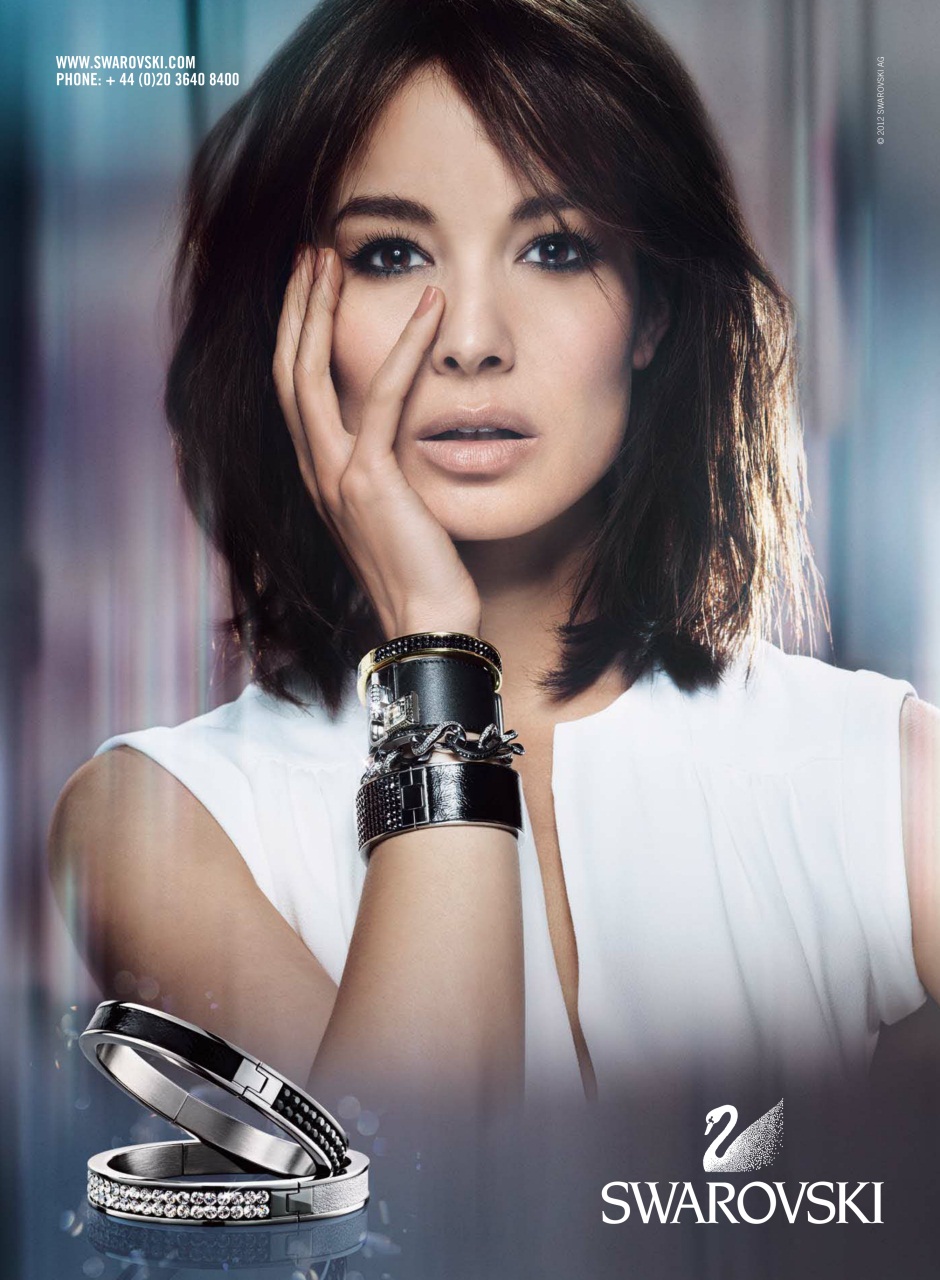 Hello! Magazine Preview Pages