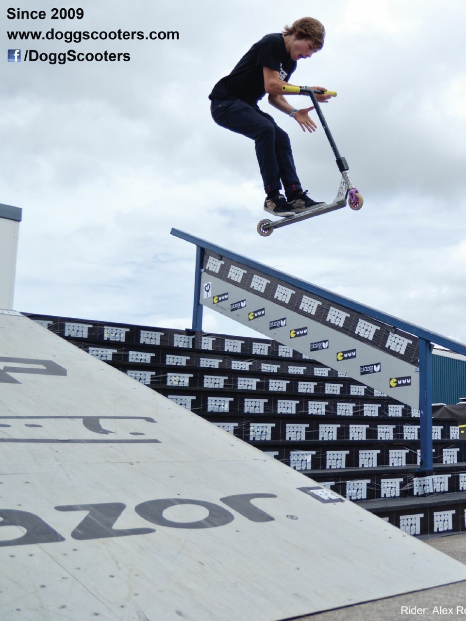 Scoot Mag Preview Pages