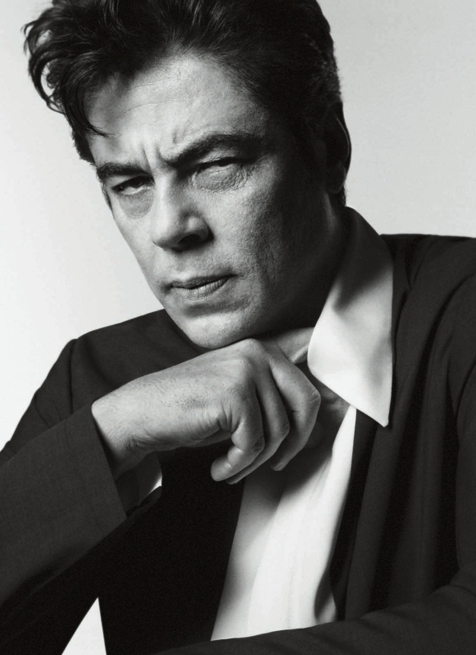 Esquire Singapore Preview Pages