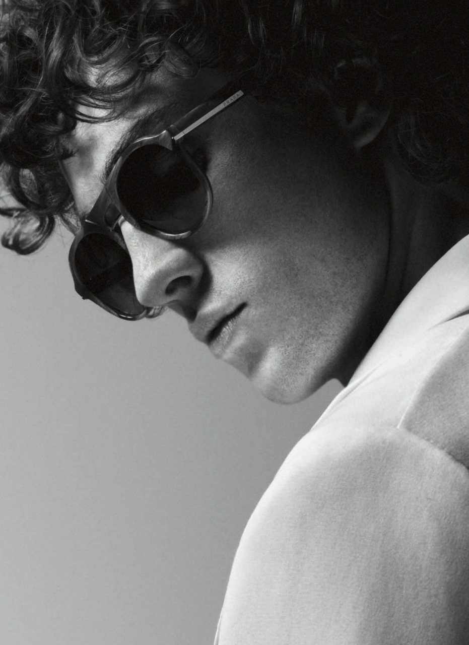 Esquire Singapore Preview Pages