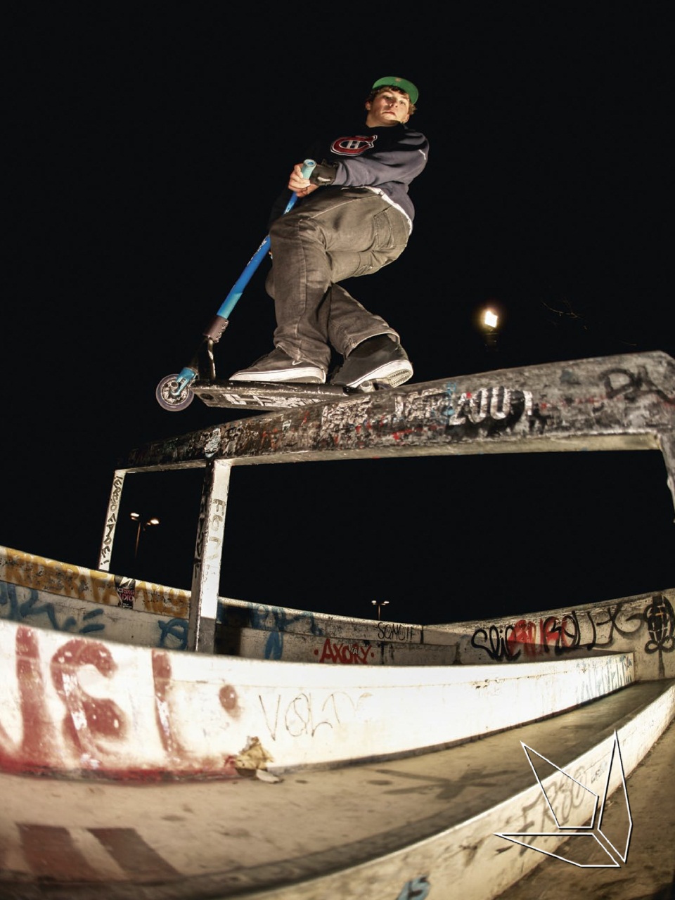 Scoot Mag Preview Pages