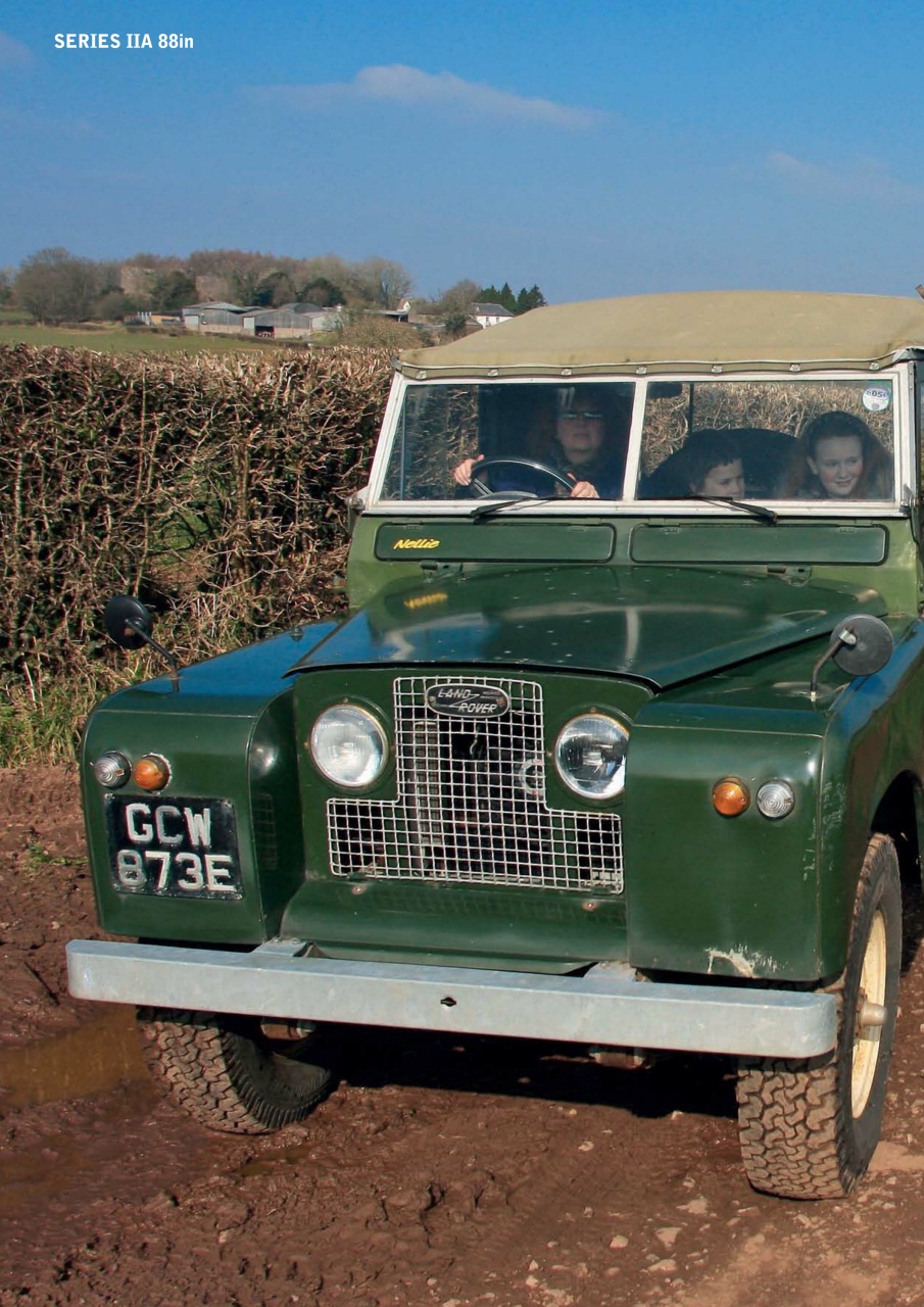 Classic Land Rover Magazine Preview Pages