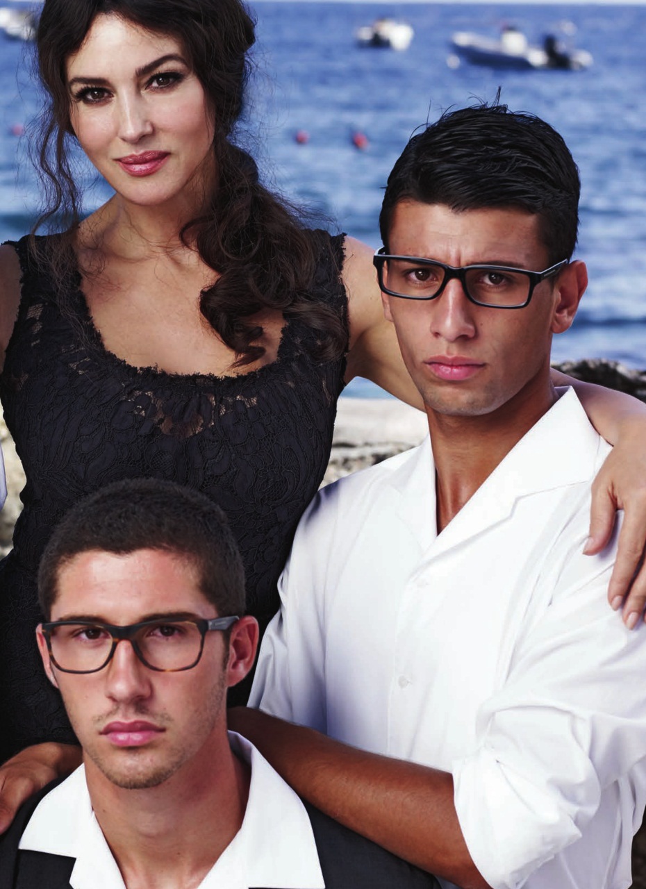 Esquire Singapore Preview Pages