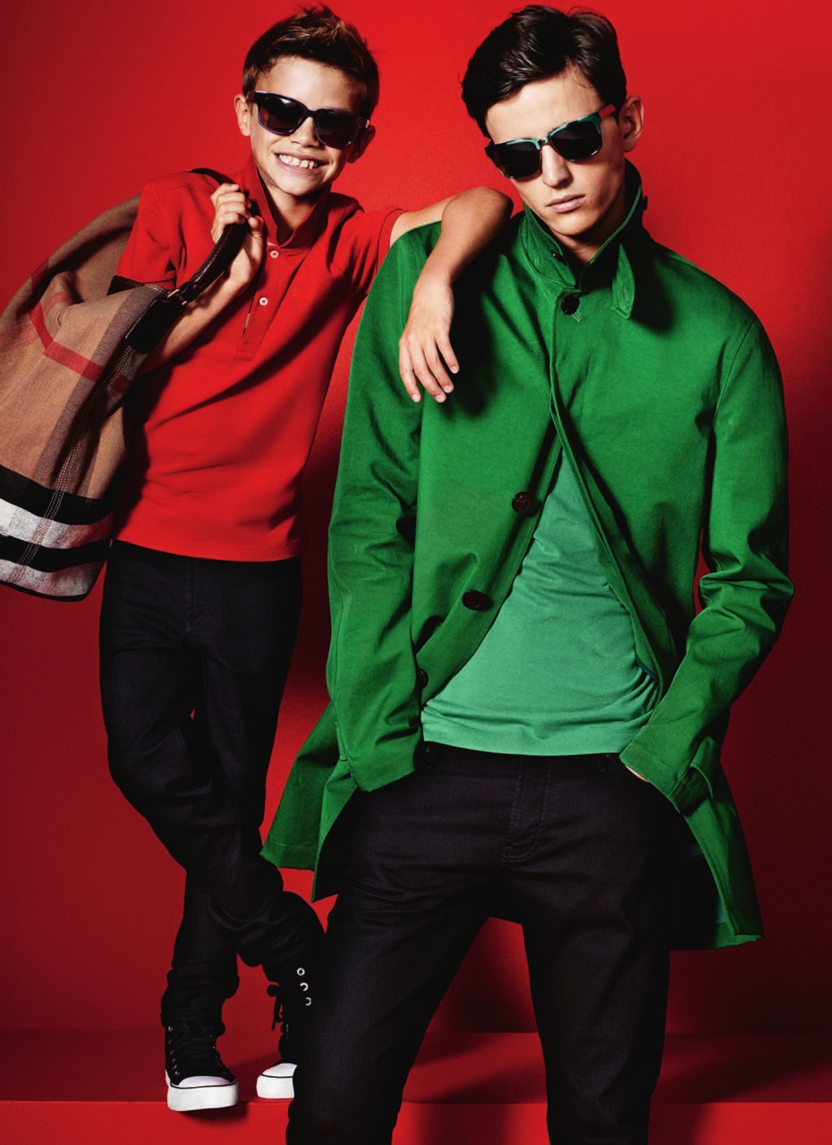 Esquire Singapore Preview Pages