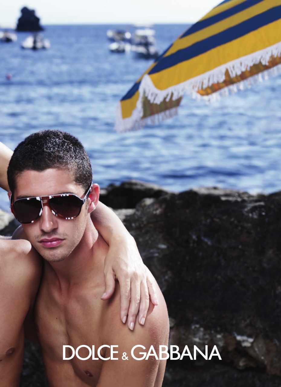 Esquire Singapore Preview Pages